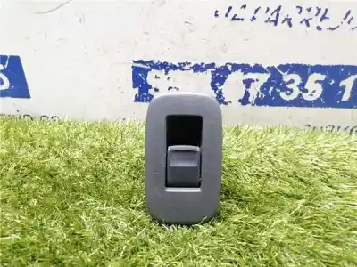 Peça sobressalente para automóvel em segunda mão Manivela / Manipulo Do Vidro Traseiro Direito por TOYOTA AURIS (_E15_) 1.6 (ZRE151_) Referências OEM IAM   
