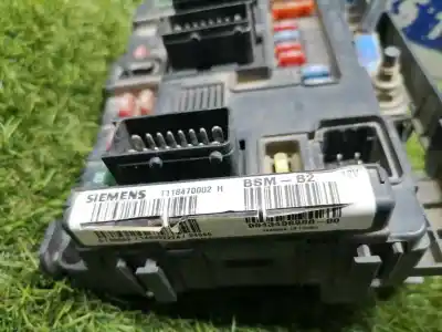 Second-hand car spare part fuse box unit for peugeot partner (s2) combi pro oem iam references bsm b2 t118470002h 9643498980