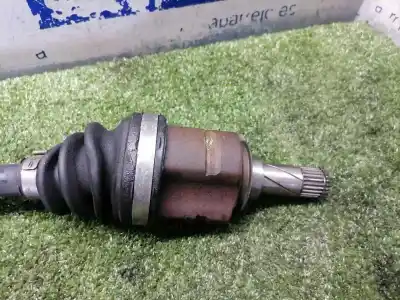 Pezzo di ricambio per auto di seconda mano trasmissione anteriore sinistra per opel corsa d catch me riferimenti oem iam   