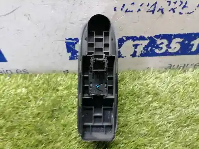 Second-hand car spare part right front power window switch for citroen c3 collection oem iam references 96637533xt  96637533xt