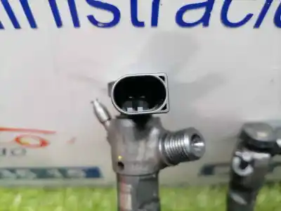 Автозапчастина б/у инжектор для seat leon (5f1) reference посилання на oem iam 28370681  04l130277d