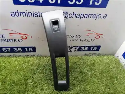 Second-hand car spare part Right Front Power Window Switch for OPEL MERIVA B MONOSPACE (S10) 1.7 CDTI (75) OEM IAM references 13301886  13301886