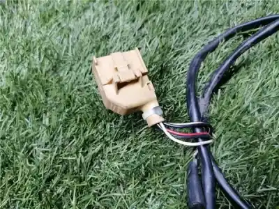 Peça sobressalente para automóvel em segunda mão espelho retrovisor esquerdo por audi a4 berlina (8e2) 2.5 v6 24v tdi referências oem iam   