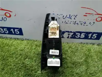 Peça sobressalente para automóvel em segunda mão botão / interruptor elevador vidro dianteiro esquerdo por kia cee´d 1.4 cat referências oem iam 935701h021  935701h021