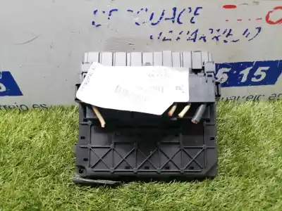 Peça sobressalente para automóvel em segunda mão caixa de fusíveis e relés por citroen c3 pluriel 1.4 referências oem iam bsm b3 s118470003e 9643498880