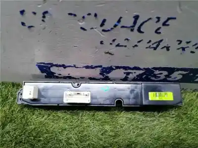 Peça sobressalente para automóvel em segunda mão trocar por kia cee´d 1.4 cat referências oem iam 937001h000  937001h010