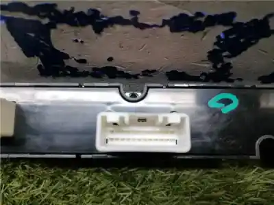 Peça sobressalente para automóvel em segunda mão trocar por kia cee´d 1.4 cat referências oem iam 937001h000  937001h010