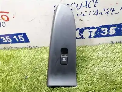 Pezzo di ricambio per auto di seconda mano Interruttore Alzacristalli Anteriore Destro per KIA CEE´D 1.4 CAT Riferimenti OEM IAM 935751H100  935751H100