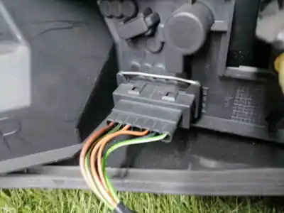 Автозапчастина б/у правий ліхтар для jaguar x-type 2.2 d classic посилання на oem iam   