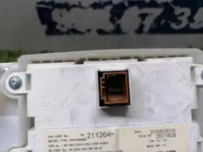 Peça sobressalente para automóvel em segunda mão quadrante por peugeot 208 style referências oem iam 9822915380  9822915380