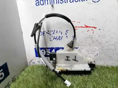 Peça sobressalente para automóvel em segunda mão fechadura da porta traseira esquerda por peugeot 208 style referências oem iam 9812501280