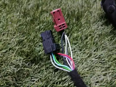 Peça sobressalente para automóvel em segunda mão espelho retrovisor esquerdo por peugeot 208 style referências oem iam   