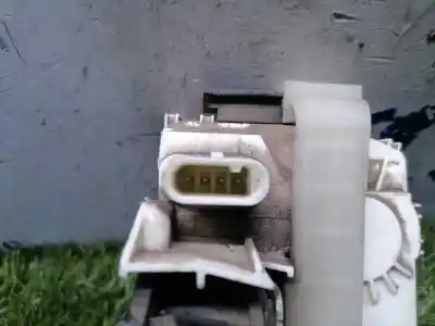 Peça sobressalente para automóvel em segunda mão fechadura da porta traseira esquerda por jeep compass limited referências oem iam   