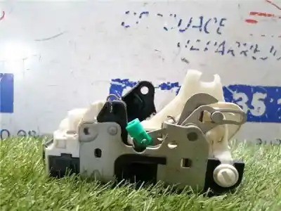 Автозапчасти б/у замок задней левой двери за JEEP COMPASS 2.0 CRD CAT ссылки OEM IAM   