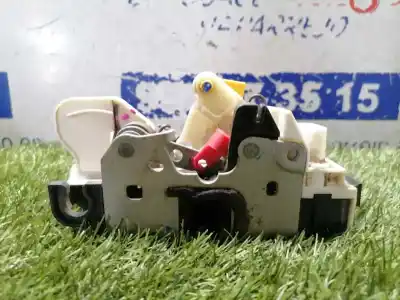 Second-hand car spare part front right door lock for jeep compass limited oem iam references   