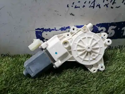 Pezzo di ricambio per auto di seconda mano motore alzacristalli anteriore destro per jeep compass limited riferimenti oem iam 128000672a  0130822277