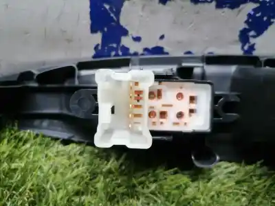 Автозапчастина б/у управління склами задніх правіх для nissan qashqai (j11) acenta посилання на oem iam   