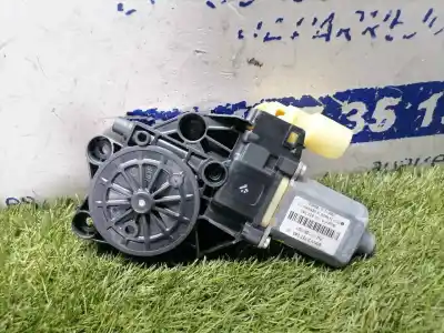 Pezzo di ricambio per auto di seconda mano Motore Alzacristalli Anteriore Sinistro per MINI MINI (R56) One Riferimenti OEM IAM 0130822280  2757043