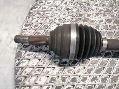 Peça sobressalente para automóvel em segunda mão transmissão dianteira direita por renault modus motor 1.4 ltr. - 72 kw 16v referências oem iam   