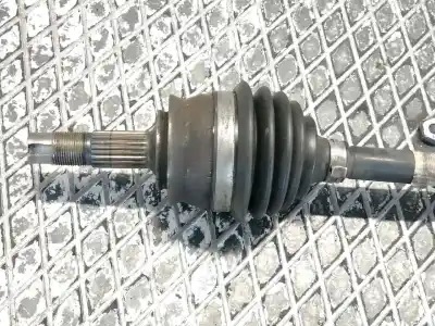 Pezzo di ricambio per auto di seconda mano trasmissione anteriore sinistra per opel corsa d catch me riferimenti oem iam   