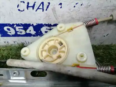 Second-hand car spare part driver left window regulator for dodge caliber s oem iam references 05074799aa  05074799aa