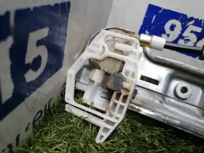 Second-hand car spare part driver left window regulator for dodge caliber s oem iam references 05074799aa  05074799aa