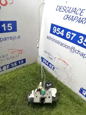 Second-hand car spare part left front door lock for dodge caliber s oem iam references   