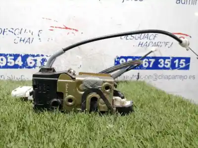 Peça sobressalente para automóvel em segunda mão fechadura da porta dianteira esquerda por citroen c4 coupe cool referências oem iam 9647173980  9647173980