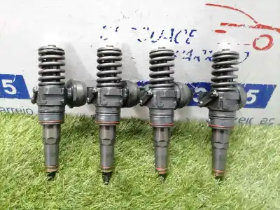 Tweedehands auto-onderdeel Injector voor VOLKSWAGEN PASSAT BERLINA (3B3) Advance OEM IAM-referenties 0414720037  038130073AJ