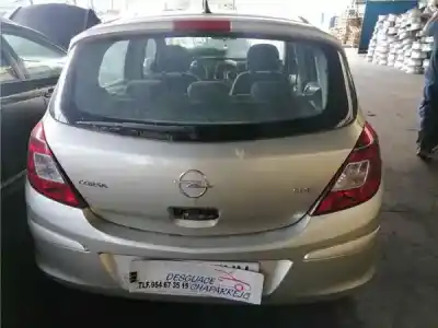 Second-hand car spare part fuse box unit for opel corsa d 1.3 16v cdti cat (z 13 dth / l4i) oem iam references 13217394  13217394