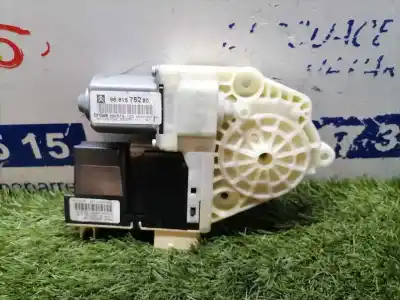 Peça sobressalente para automóvel em segunda mão MOTOR ELEVADOR VIDRO DIANTEIRO ESQUERDO por CITROEN C4 BERLINA  Referências OEM IAM 964873 100  9681575280