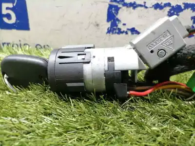 Pezzo di ricambio per auto di seconda mano interruttore di avviamento per peugeot 307 break / sw (s1) 9hy riferimenti oem iam 9648445180  9648445180