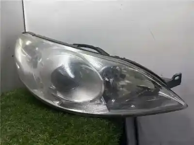 Second-hand car spare part Right Headlight for PEUGEOT 407 2.0 HDi 135 OEM IAM references 0301213202  0301213202