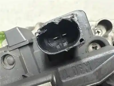 Pezzo di ricambio per auto di seconda mano alternatore per dodge caliber (pm) 2.0 s [2.0 ltr. - 103 kw 16v crd cat] riferimenti oem iam 05033757ab  0124525128