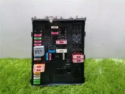 Pezzo di ricambio per auto di seconda mano Scatola Relè/fusibili per SEAT TOLEDO (5P2) 2.0 TDI 16V Riferimenti OEM IAM 1K0937124K  1K0937124K