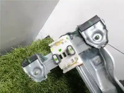 Peça sobressalente para automóvel em segunda mão elevador de vidros traseiro direito por opel meriva b sin doc. referências oem iam m11299d00  m11299d00