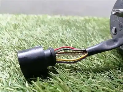 Peça sobressalente para automóvel em segunda mão espelho retrovisor esquerdo por seat leon (1p1) 2.0 tdi 16v referências oem iam   