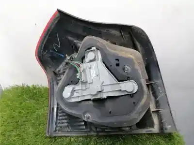 Peça sobressalente para automóvel em segunda mão farolim traseiro direito por toyota corolla (e12) sin ficha referências oem iam   