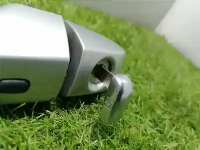 Peça sobressalente para automóvel em segunda mão puxador exterior dianteiro esquerdo por fiat freemont (345) 2.0 16v multijet cat referências oem iam   