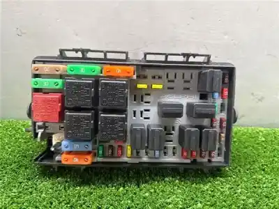 Second-hand car spare part FUSE BOX UNIT for OPEL CORSA  OEM IAM references 13217394EH  13217394EH