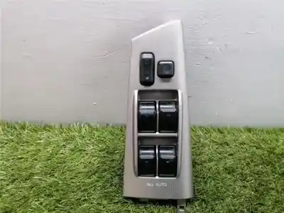 Pezzo di ricambio per auto di seconda mano Interruttore Alzacristalli Anteriore Sinistro per TOYOTA COROLLA (E12) 2.0 D-4D Riferimenti OEM IAM 54035084  54035084