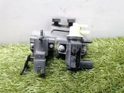 Peça sobressalente para automóvel em segunda mão BOMBA DE AR SECUNDÁRIA por VOLKSWAGEN PASSAT BERLINA (3C2) 2.0 TDI 16V Referências OEM IAM 037906283D  