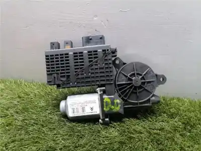 Peça sobressalente para automóvel em segunda mão MOTOR ELEVADOR VIDRO DIANTEIRO DIREITO por CITROEN C4 PICASSO I MONOSPACE (UD_) 2.0 I 16V Referências OEM IAM 9682495580  