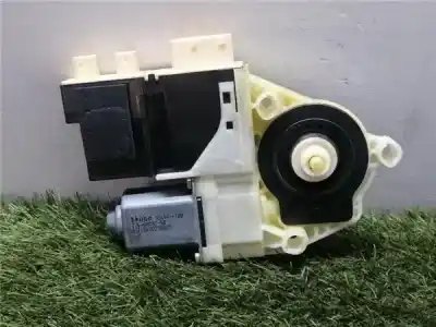 Second-hand car spare part LEFT FRONT WINDOW MOTOR for CITROEN C4 COUPE 1.6 16V 120 CV / 88 KW OEM IAM references 9681577780  