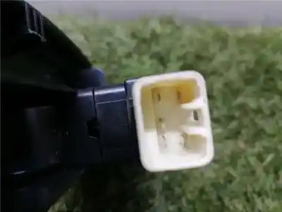 Pezzo di ricambio per auto di seconda mano interruttore alzacristalli anteriore destro per daewoo kalos 1.4 cat riferimenti oem iam   