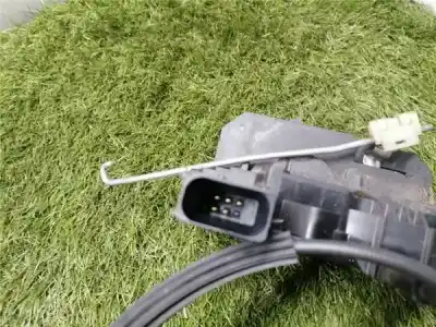 Pezzo di ricambio per auto di seconda mano serratura porta anteriore sinistra per opel meriva b sin doc. riferimenti oem iam 13258271  13258271