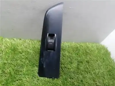 Tweedehands auto-onderdeel SCHAKELAAR RECHTS VOOR RUIT voor TOYOTA PASEO COUPE (L54) 1.5i 16V OEM IAM-referenties   