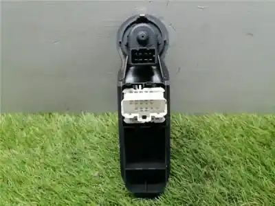 Pezzo di ricambio per auto di seconda mano interruttore alzacristalli anteriore sinistro per renault modus 1.5 dci diesel riferimenti oem iam 8200277630  8200277630