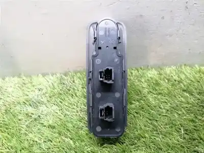 Peça sobressalente para automóvel em segunda mão botão / interruptor elevador vidro dianteiro esquerdo por citroen c8 2.0 hdi cat (rhk / dw10uted4) referências oem iam   