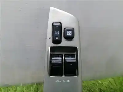 Pezzo di ricambio per auto di seconda mano interruttore alzacristalli anteriore sinistro per toyota corolla (e12) sin ficha riferimenti oem iam   
